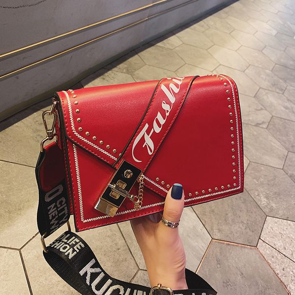 female crossbody bags for women 2020 quality pu leather handbags sac a main ladies rivet shoulder messenger bag
female crossbody bags for women 2020 quality pu leather handbags sac a main ladies rivet shoulder messenger bag