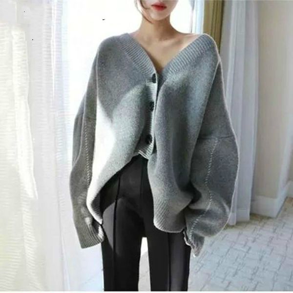 women's sweaters 2021 autumn winter korea loose plus size knitting open stitch batwing sleeve cashmere sweater women pullover z921, White;black
women's sweaters 2021 autumn winter korea loose plus size knitting open stitch batwing sleeve cashmere sweater women pullover z921, White;black