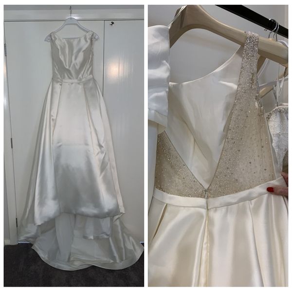 элегантный white satin модест свадебные платья a-line с бисером основные назад зимние свадебные платья с поезда суда дешевые свадебные плать
элегантный white satin модест свадебные платья a-line с бисером основные назад зимние свадебные платья с поезда суда дешевые свадебные плать
