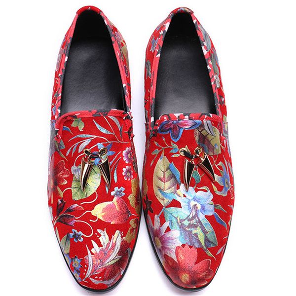 new 2019 summer cow leather fashion floral men casual shoes red personality manual loafer shoes, Black
new 2019 summer cow leather fashion floral men casual shoes red personality manual loafer shoes, Black