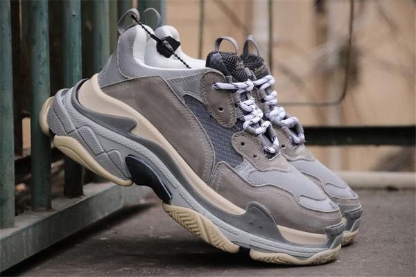 NEW J88Balenciaga Triple S Speed Trainer All Grey Dad Shoe Sneakers Authentic Quality Casual Shoes Sneakers Limited Release
NEW J88Balenciaga Triple S Speed Trainer All Grey Dad Shoe Sneakers Authentic Quality Casual Shoes Sneakers Limited Release