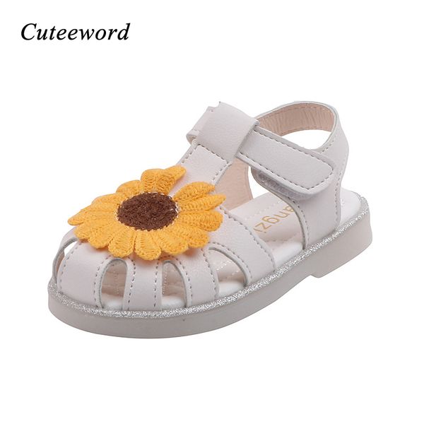 flower children's sandals girls princess shoes summer new baby toddler sandals soft bottom non-slip baotou girl flats, Black;red
flower children's sandals girls princess shoes summer new baby toddler sandals soft bottom non-slip baotou girl flats, Black;red