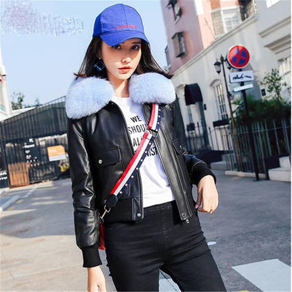 2019 winter women casual loose genuine leather down jacket femlae natural fur collar real sheepskin coat campera mujer r263, Black
2019 winter women casual loose genuine leather down jacket femlae natural fur collar real sheepskin coat campera mujer r263, Black