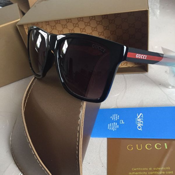 Brand ungla attitude ungla e quare on len men retro ungla e de igner bee ungla e hiny black gold with box
Brand ungla attitude ungla e quare on len men retro ungla e de igner bee ungla e hiny black gold with box