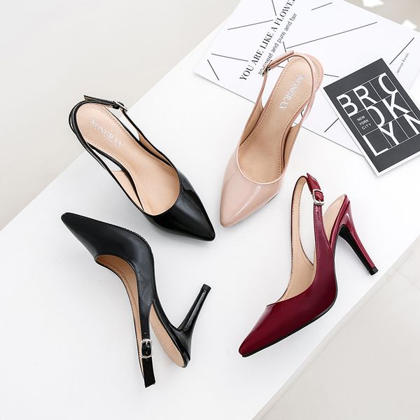 fashion pointed high heels hollow professional womens shoes concise elegant large small size single shoes black pumps 31-45
fashion pointed high heels hollow professional womens shoes concise elegant large small size single shoes black pumps 31-45