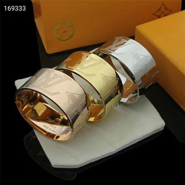 big bracelet luxurious gold / silver jewelry l̴v carved bracelets for women a men decorative pattern wristband with box, Black
big bracelet luxurious gold / silver jewelry l̴v carved bracelets for women a men decorative pattern wristband with box, Black
