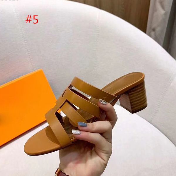 2020 large size fashion large size luxury designer leather ladies sandals summer flat slipper fashion beach woman slipper, Black
2020 large size fashion large size luxury designer leather ladies sandals summer flat slipper fashion beach woman slipper, Black