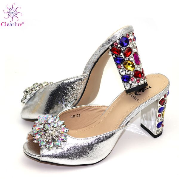 ladies shoes without matching bag silver flowers shoes without bag nigerian women sandals nice design high quality, Black
ladies shoes without matching bag silver flowers shoes without bag nigerian women sandals nice design high quality, Black