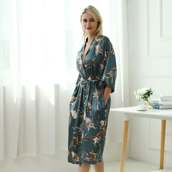 summer and autumn ladies pajamas nightgown cotton lace cardigan home clothes 2019 explosion models, Black;red
summer and autumn ladies pajamas nightgown cotton lace cardigan home clothes 2019 explosion models, Black;red