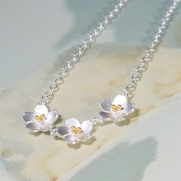 yiustar new fashion linked flower necklaces & pendants for women classic flower statement necklace women syxl054, Silver
yiustar new fashion linked flower necklaces & pendants for women classic flower statement necklace women syxl054, Silver
