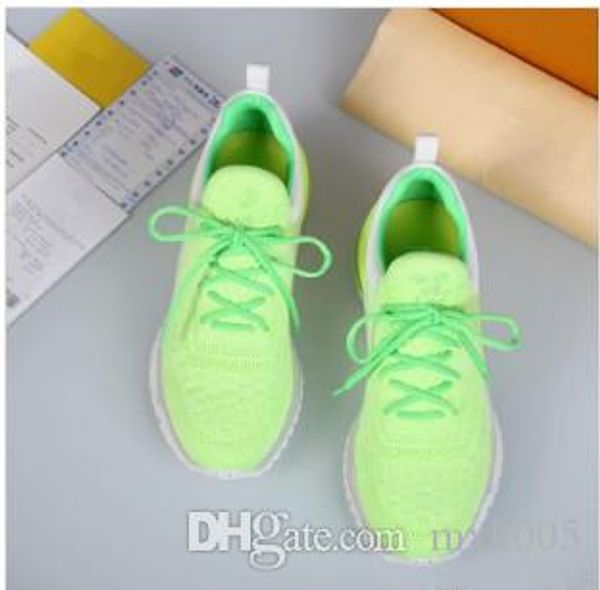 new brand casual women men sneakers wrinkled sheepskin arena lace-up luxury trainers high shoes m0506, Black
new brand casual women men sneakers wrinkled sheepskin arena lace-up luxury trainers high shoes m0506, Black