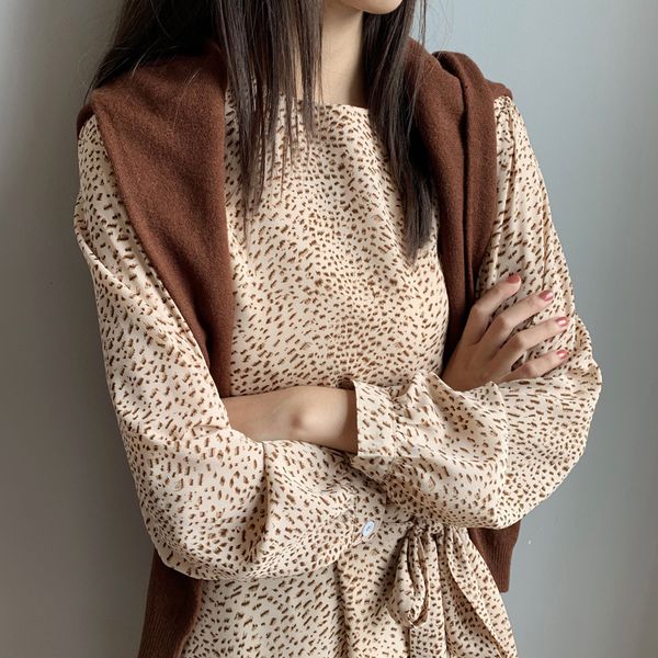 casual dresses spring o-neck sleeve floral print vintage chiffon long boho elegant women dress vestidos, Black;gray
casual dresses spring o-neck sleeve floral print vintage chiffon long boho elegant women dress vestidos, Black;gray