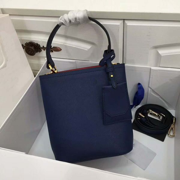 Дизайнерские сумки высокое качество роскошные сумки известных брендов Сумки жен
Дизайнерские сумки высокое качество роскошные сумки известных брендов Сумки жен