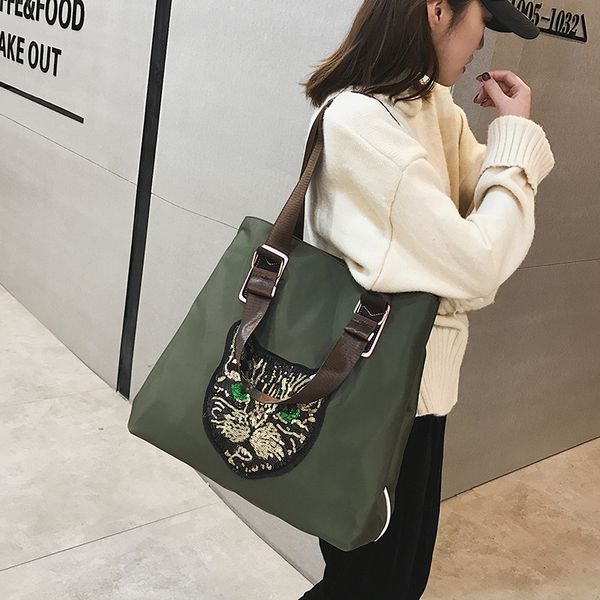 new stylish short travel bag female cartoon sequins hand raised poor luggage luxury waterproof shoulder travel bag
new stylish short travel bag female cartoon sequins hand raised poor luggage luxury waterproof shoulder travel bag