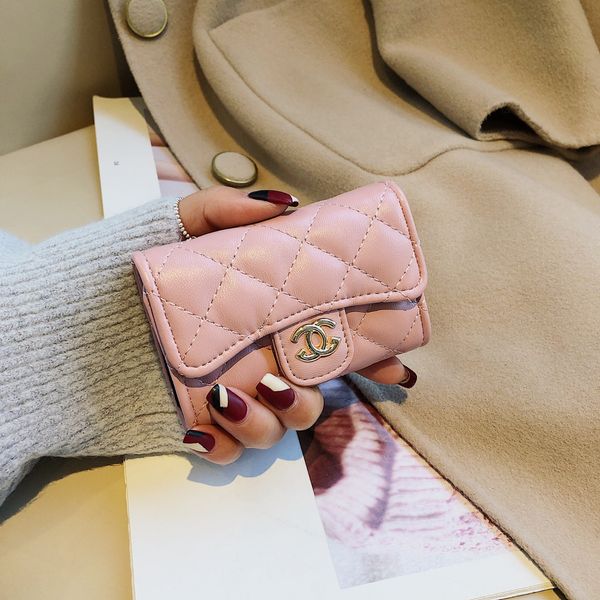 2020 new vintage small fresh metal heart short small wallet women's student wallet
2020 new vintage small fresh metal heart short small wallet women's student wallet