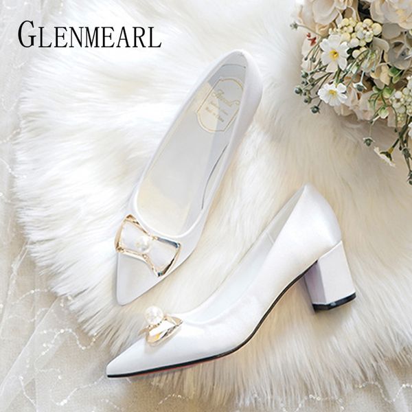 dress shoes wedding women silk comfortable pumps bridesmaid pearl crystal thick heels plash size 2021 arrival de, Black
dress shoes wedding women silk comfortable pumps bridesmaid pearl crystal thick heels plash size 2021 arrival de, Black