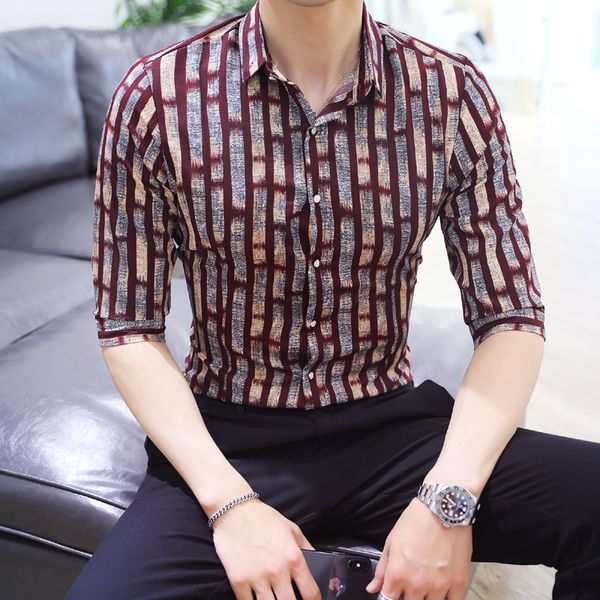 men's casual shirts 2021 style male summer slim fit cotton shirt with short sleeves/male lapel plaid business plus size s-5xl, White;black
men's casual shirts 2021 style male summer slim fit cotton shirt with short sleeves/male lapel plaid business plus size s-5xl, White;black