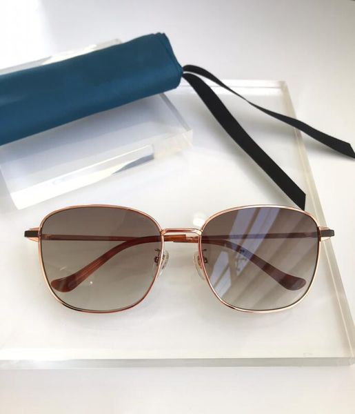 new fashion women sunglasses 0576 men sunglasses simple and generous men sun glasses outdoor uv400 protection eyewear with case, White;black
new fashion women sunglasses 0576 men sunglasses simple and generous men sun glasses outdoor uv400 protection eyewear with case, White;black