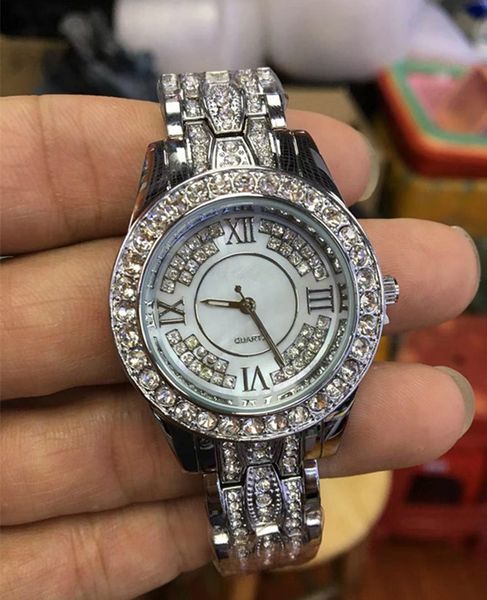 2020 luxury women watch full diamond lady steel chain watches luxury quartz clock leisure fashion designer women watch, Slivery;brown
2020 luxury women watch full diamond lady steel chain watches luxury quartz clock leisure fashion designer women watch, Slivery;brown