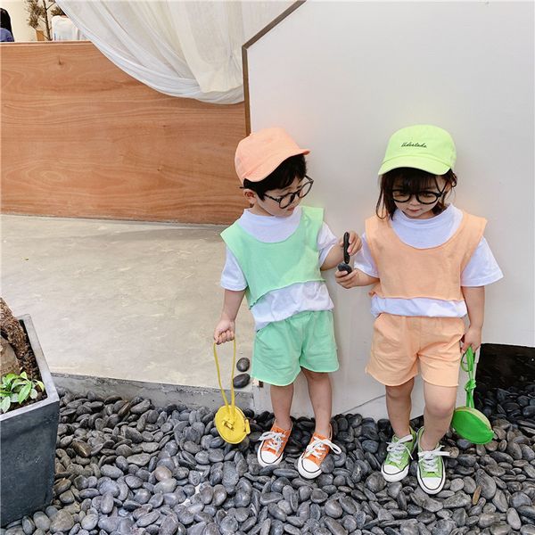 2020 selling baby girls 2 pcs set patchwort t shirt+shorts summer kids girls suits 1-6 years, White
2020 selling baby girls 2 pcs set patchwort t shirt+shorts summer kids girls suits 1-6 years, White