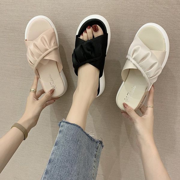 flat shoes female med ladies' slippers platform slipers women slides 2020 soft summer pu rome rubber fashion, Black
flat shoes female med ladies' slippers platform slipers women slides 2020 soft summer pu rome rubber fashion, Black