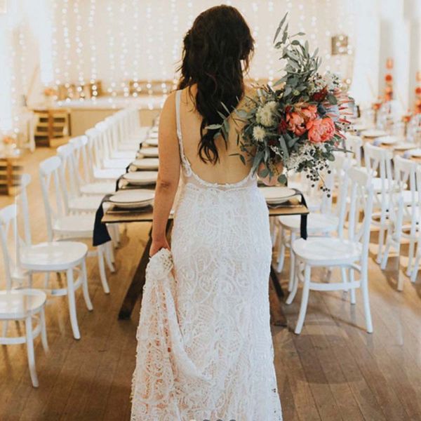 robes de mariée 2019 romantic backless sheer straps sleeveless mermaid lace wedding dress custom made bridal gowns, White
robes de mariée 2019 romantic backless sheer straps sleeveless mermaid lace wedding dress custom made bridal gowns, White