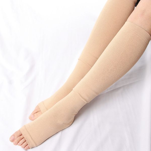 1 пара мужской compression socks мужчины женщины медицинские варикозное расширение вен ног облегчение боли колено bare toe дышащей высокие н, Black;white
1 пара мужской compression socks мужчины женщины медицинские варикозное расширение вен ног облегчение боли колено bare toe дышащей высокие н, Black;white