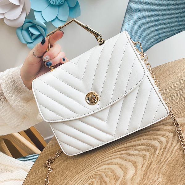 handbag 2019 fashion new pu leather women's handbag lock chain shoulder messenger bag cute tote bag
handbag 2019 fashion new pu leather women's handbag lock chain shoulder messenger bag cute tote bag
