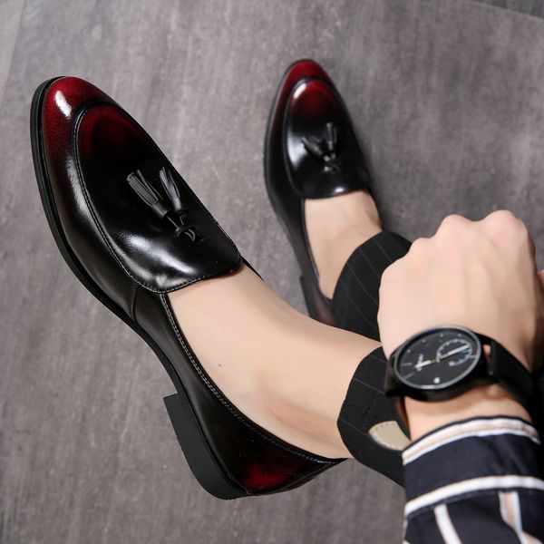 handmade luxury high grade british style men tassel leather shoes red black slip on loafers peans shoes outsole breathable
handmade luxury high grade british style men tassel leather shoes red black slip on loafers peans shoes outsole breathable
