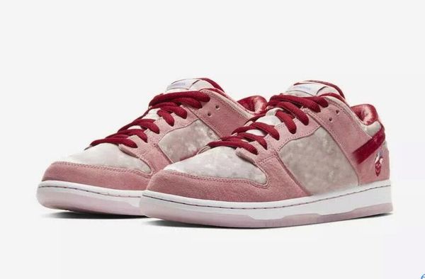 new 2020 strangelove x sb dunk low pink chaussures running shoes women mens designer sport trainers sneakers ct10
new 2020 strangelove x sb dunk low pink chaussures running shoes women mens designer sport trainers sneakers ct10