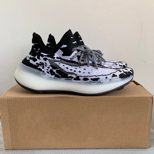 2020 st new 380 v3 kanye west designers white a black grey running shoes breathable mens shoes 3.0 coming casual sports sneakers
2020 st new 380 v3 kanye west designers white a black grey running shoes breathable mens shoes 3.0 coming casual sports sneakers