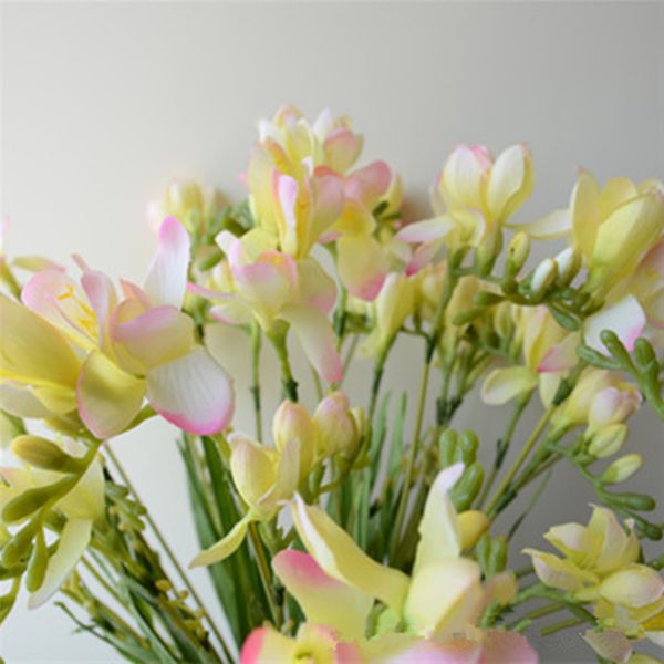 6 Шт. Лот Искусственные Цветы Фрезия Орхидея Шелковые Цветы Классический Стиль Chir
6 Шт. Лот Искусственные Цветы Фрезия Орхидея Шелковые Цветы Классический Стиль Chir