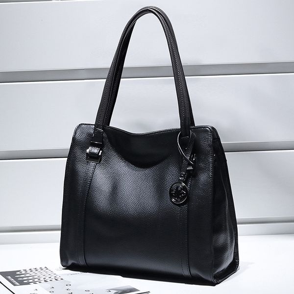 quenya soft genuine leather large pocket casual handbag women's handbag shoulder bag large capacity
quenya soft genuine leather large pocket casual handbag women's handbag shoulder bag large capacity