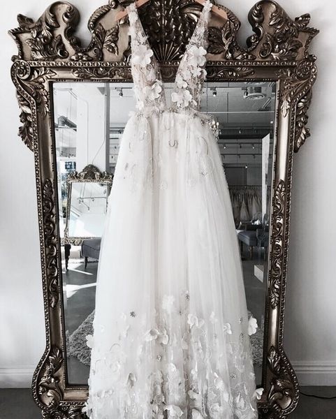 Pretty 3D Flower Wedding Dresses A Line 2019 Sexy Backless Lace Sexy Beach Bridal Gowns Vestido De Noiva Casamento
Pretty 3D Flower Wedding Dresses A Line 2019 Sexy Backless Lace Sexy Beach Bridal Gowns Vestido De Noiva Casamento