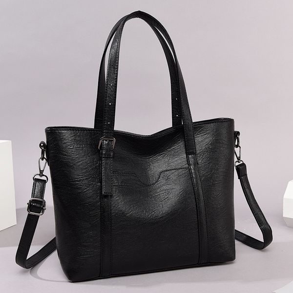 2020 women's bag new fashion portable messenger bag western style single shoulder simple big
2020 women's bag new fashion portable messenger bag western style single shoulder simple big