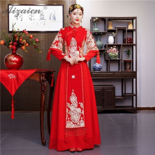 китайский стиль свадебное платье вышивки cheongsam платья с длинным рукавом красный qipao традиционные женщины мантий мантия chinoise qi pao, Red
китайский стиль свадебное платье вышивки cheongsam платья с длинным рукавом красный qipao традиционные женщины мантий мантия chinoise qi pao, Red