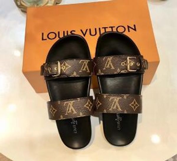 new10 sandals slippers women real leather studs high heels sandal 34-40 rivet transparent slippers slide sandals flip flops, Black
new10 sandals slippers women real leather studs high heels sandal 34-40 rivet transparent slippers slide sandals flip flops, Black