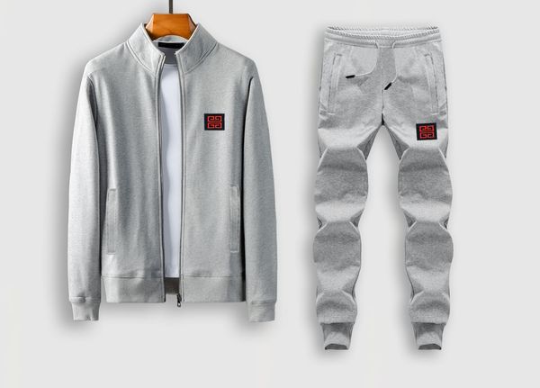 19ss men's designer sportswear jogging suit long-sleeved sweater trousers autumn and winter casual brand sportswear suit, Black;blue
19ss men's designer sportswear jogging suit long-sleeved sweater trousers autumn and winter casual brand sportswear suit, Black;blue