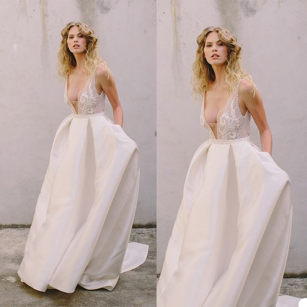 high v-neck wedding dresses sleeveless appliqued lace garden ruched satin bridal gown sweep train custom made robes de mariee, White
high v-neck wedding dresses sleeveless appliqued lace garden ruched satin bridal gown sweep train custom made robes de mariee, White
