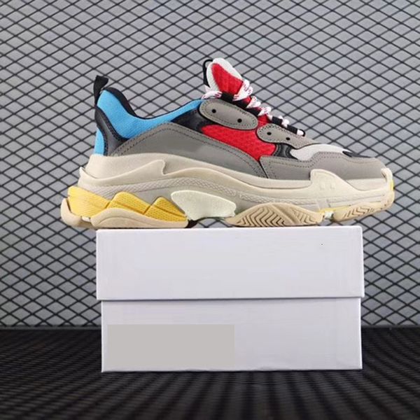 paris triple-s walking shoe luxury dad shoes chaussures femme triple s 17fw designer sneakers for men women vintage old grandpa trainer g061
paris triple-s walking shoe luxury dad shoes chaussures femme triple s 17fw designer sneakers for men women vintage old grandpa trainer g061