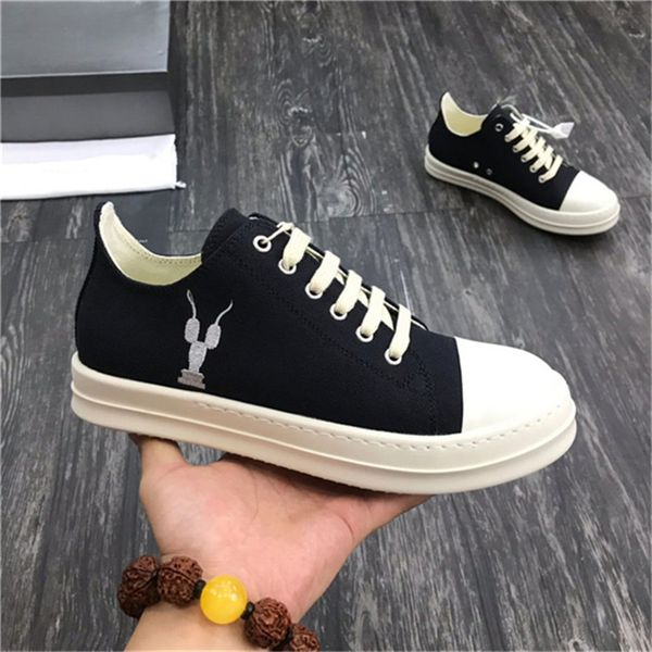 2019 original old casual shoes black white and green classic mens women canvas sneakers fashion cool skateboarding casual shoes 35-46
2019 original old casual shoes black white and green classic mens women canvas sneakers fashion cool skateboarding casual shoes 35-46