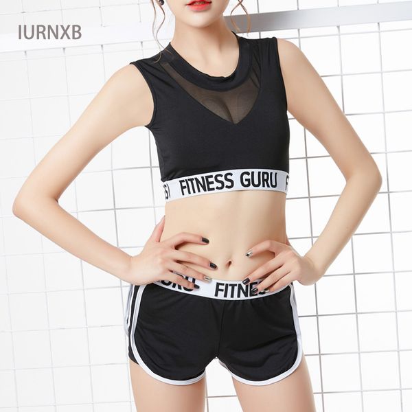 2pcs yoga set women padded bra sleeveless tanks shorts fitness running gym sportswear breathable vest shorts tracksuit, White;red
2pcs yoga set women padded bra sleeveless tanks shorts fitness running gym sportswear breathable vest shorts tracksuit, White;red
