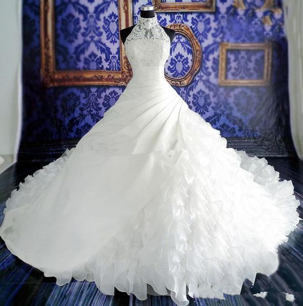 white 2019 vintage weding dresses lace ball gown bridal gowns with lace applique beads high neck sleeveless zip back organza bride gowns
white 2019 vintage weding dresses lace ball gown bridal gowns with lace applique beads high neck sleeveless zip back organza bride gowns
