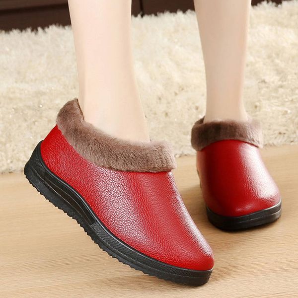 old style slippers for women winter outside slippers 2019 fashion fur leather female warm shoes, Black
old style slippers for women winter outside slippers 2019 fashion fur leather female warm shoes, Black