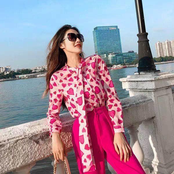 new summer casual sets for women shirt and pants love print fashionable retro romance personality leisure comfortable novelty 0319, White
new summer casual sets for women shirt and pants love print fashionable retro romance personality leisure comfortable novelty 0319, White