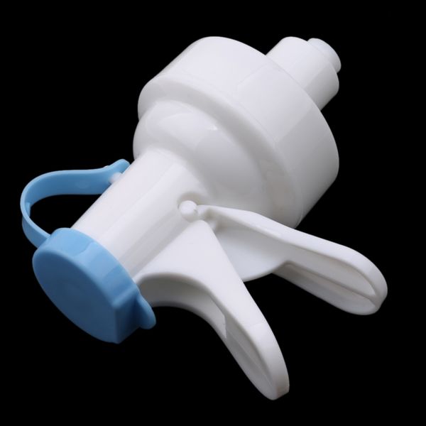 1pc bottle plastic faucet jar wine barrel water tank faucet with filter wine valve water dispenser garden sprinkler
1pc bottle plastic faucet jar wine barrel water tank faucet with filter wine valve water dispenser garden sprinkler
