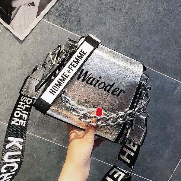 weixier barrel shaped pu leather design crossbody bag with thick chain stripe letter wide strap shoulder bag small buck ly-52
weixier barrel shaped pu leather design crossbody bag with thick chain stripe letter wide strap shoulder bag small buck ly-52