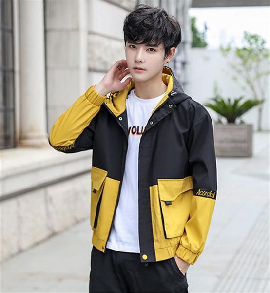 дизайнер куртки мода теплый комбинезон с капюшоном прилив бренд вышитые свободного покроя ветрозащитный куртка зимняя новых людей, Black;brown 
дизайнер куртки мода теплый комбинезон с капюшоном прилив бренд вышитые свободного покроя ветрозащитный куртка зимняя новых людей, Black;brown