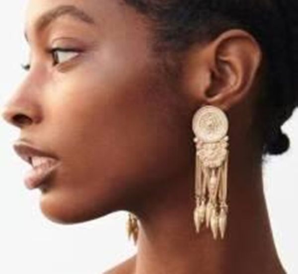 european and american fashion new court style alloy long tassel earrings famous celebrity inspired earrings selling models, Golden 
european and american fashion new court style alloy long tassel earrings famous celebrity inspired earrings selling models, Golden