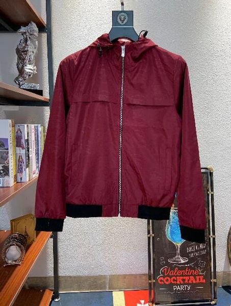 2019 pring new tyle men clothing de igner dark letter cla ic hooded jacket chine e ize top de igner jacket for men
2019 pring new tyle men clothing de igner dark letter cla ic hooded jacket chine e ize top de igner jacket for men